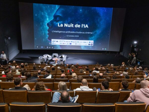 La nuit de l'IA, lancée par Damien Van Achter, proposait une série de projets créatifs assistés par IA - Photo: Alexander von Buxhoeveden