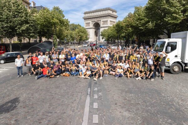 L'équipe de "La vie pour de vrai" à Paris - Photo: Denis Tribhou